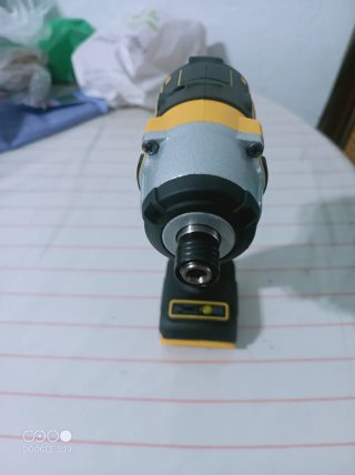 Atornillador de impacto Dewalt 20V MAX XR