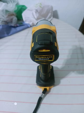 Atornillador de impacto Dewalt 20V MAX XR