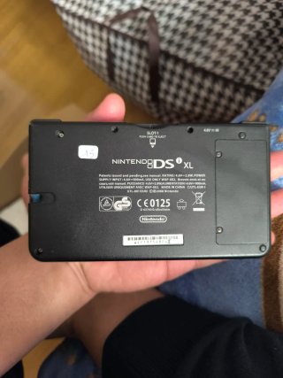Nintendo DSi XL Azul