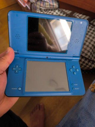 Nintendo DSi XL Azul