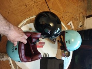 3 Cascos Catalana 130 R