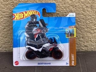 Hotwheels Ducati DesertX 197/250 3/10