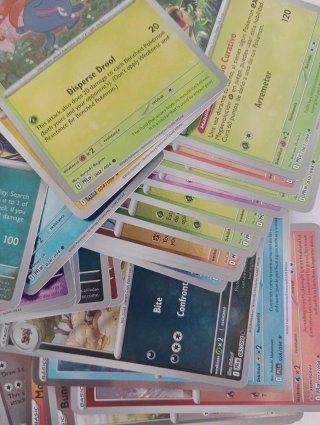 Lote 60 cartas Pokémon Holo y reverse