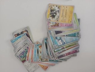 Lote 60 cartas Pokémon Holo y reverse