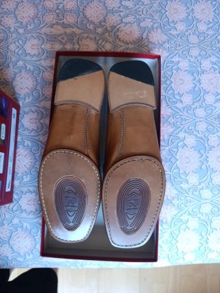 Zapatos Mariano Marrón Cuadrados