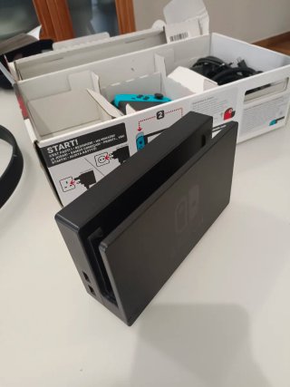Nintendo Switch + Accesorios y Juegos