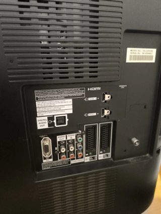 Televisión Panasonic Negra