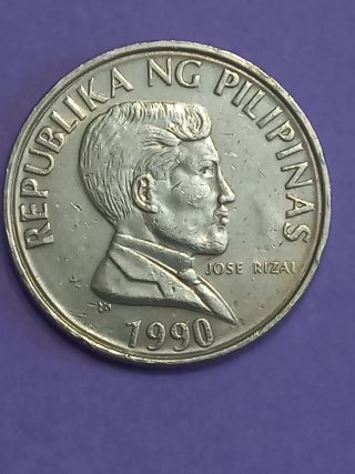 Moneda 1 Piso Anoa Mindorensis 1990