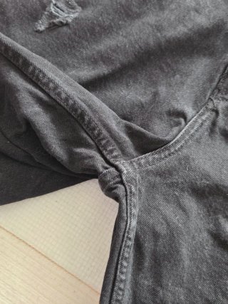 Bermuda vaquera Pull & Bear negra