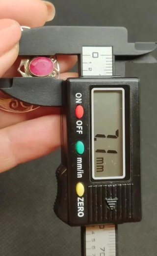 Pendientes Plata Ley 925 y rubíes