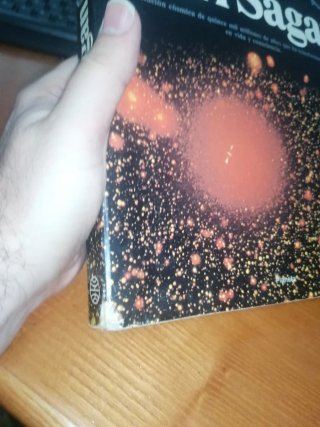 LIBRO COSMOS CARL SAGAN+MALETÍN SERIE VHS REGALO