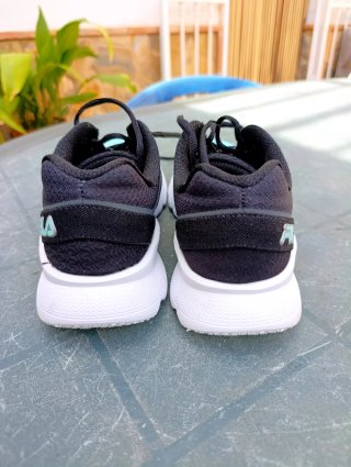 Zapatillas deportivas mujer Fila grises y turquesa