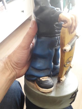 Figura Spoon Skate monopatin Pintada a Mano