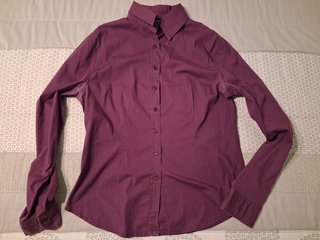 Camisa de mujer manga larga lisa morada talla 44