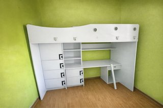 Cama alta juvenil con escritorio