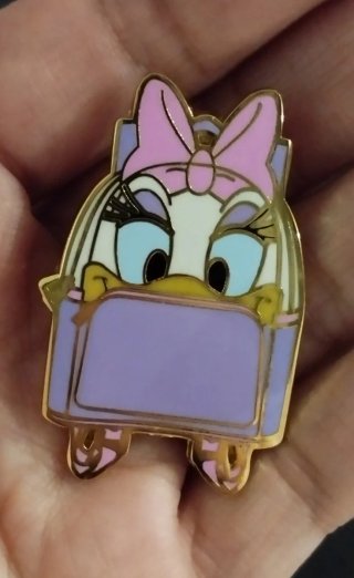 Lote 3 Pins Disney Goofy, Mickey y Daisy