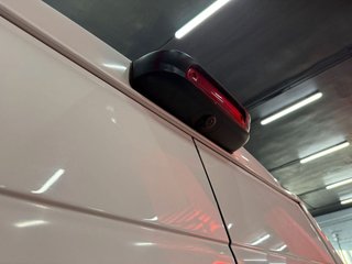 PEUGEOT Boxer 335 L2 BHDI 103kW 140CV SS 6 Vel. MAN