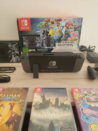 Nintendo Switch Edición Super Smash Bros + Juegos