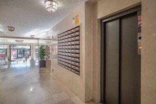 Piso en venta en Camino de Ronda - Rosaleda en Granada