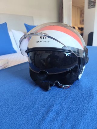 Casco Moto Scooter Negro y Rojo