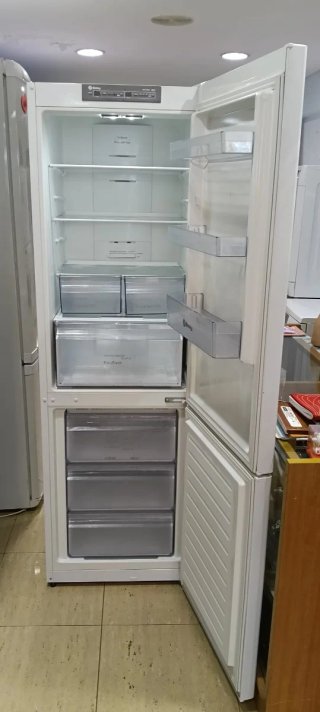 NEVERA COMBI BALAY NO FROST ENERGÍA A++