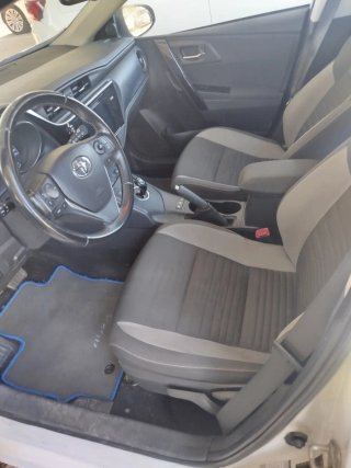 Toyota Auris 2016
