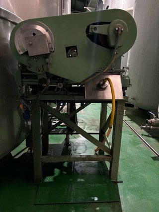 Decantador industrial semi nuevo