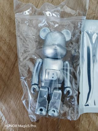 Medicom BE@RBRICK Serie 30