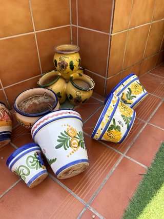 Conjunto de macetas de cerámica