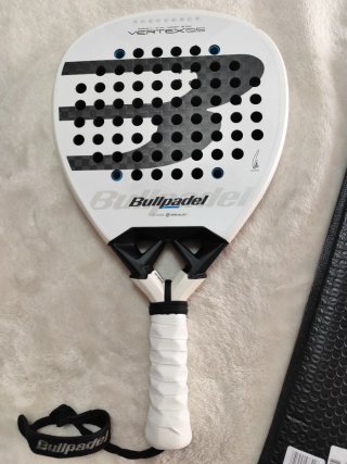 Pala Bullpadel Vertex 05