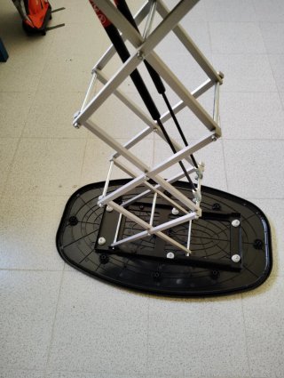 Mesa plegable hidráulica .