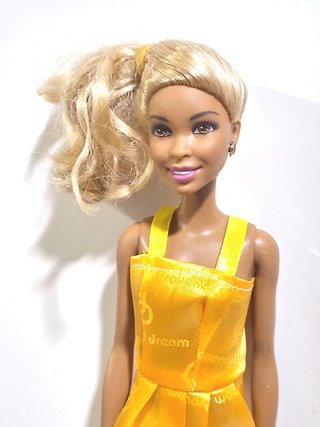 Muñeca Barbie Negra Mattel 2001
