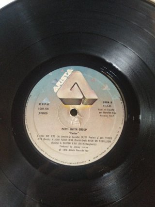 Lote 2 Vinilos: Ian Dury & Patti Smith