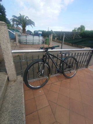 Mmr Kendo 29er Rock Shox con Maxxis de 29 pulgadas