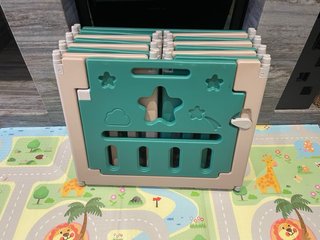 Parque infantil modular para bebés