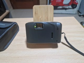 Cámara Nikon AF250SV compacta
