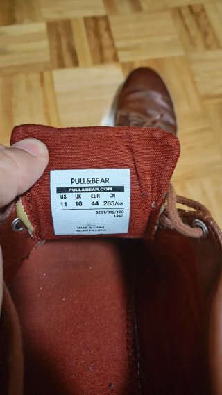 Zapatos Pull and Bear Marrones