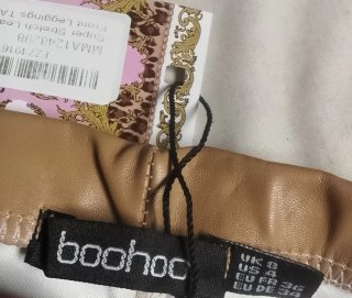 Pantalones Boohoo beige efecto piel nuevos