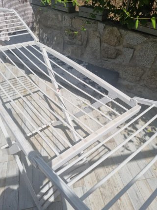 Tendedero blanco plegable de plástico