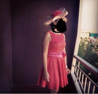 Tocado estilo pamela hecho a mano