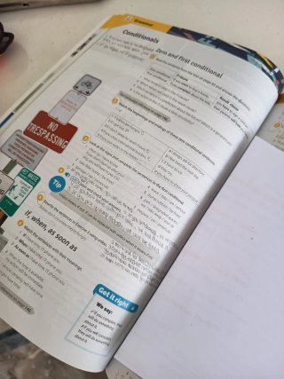 Out & About, 1 : Student's Book with Common Mis...