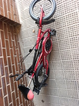 Bicicleta plegable Boomerang roja