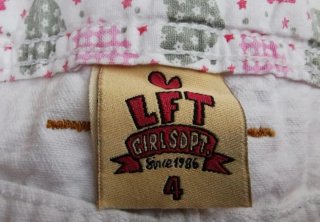 Lote 2 shorts y falda vaquera. T4A. Trasluz