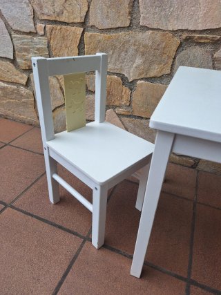 Mesa y 2 Sillas Infantiles IKEA KRITTER