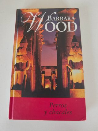 Libro Perros y Chacales