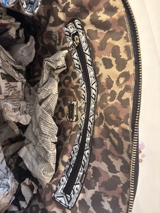 Bolso Guess Negro y Blanco