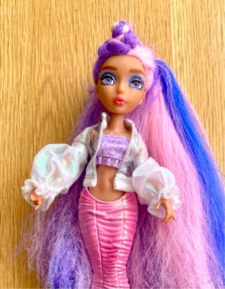 Muñeca Sirena Cola Cambia Color