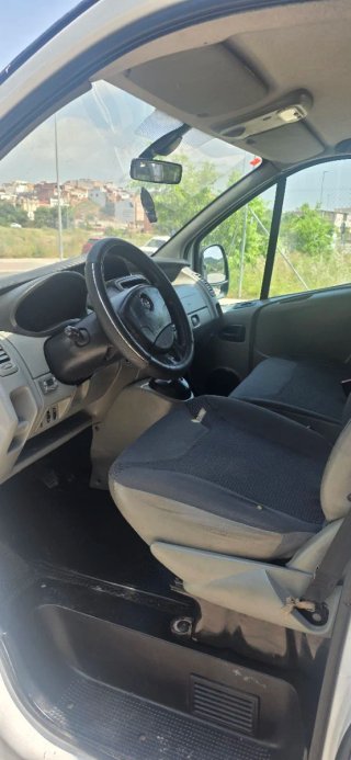 Opel Vivaro 2012