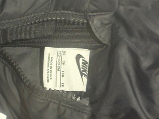 Chaqueta Nike Negra con Capucha