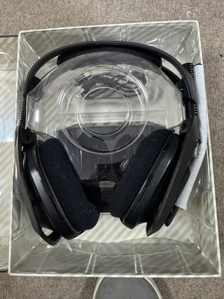 ASTRO Gaming A50 Wireless Headphones + Gaming Char